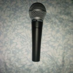SHURE Sm58 Microphone 