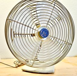 Vintage 1960s GE General Electric F12PG21 Oscillating Metal Desk Fan Frost Gray Works