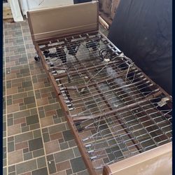 Invacare Full Electric Homecare Bed 