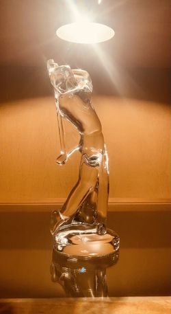 Real Bacarrat Crystal Golfer
