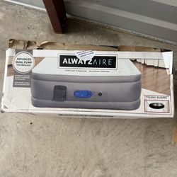 Queen Air Mattress – Open Box, Like New!