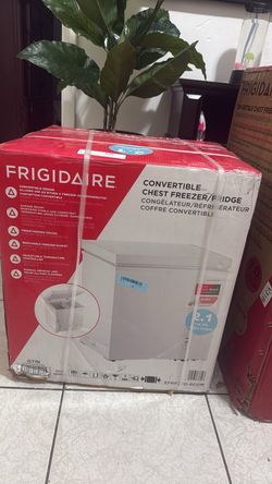 Frigidaire 2.1 Cu Ft Convertible Chest Freezer/Fridge