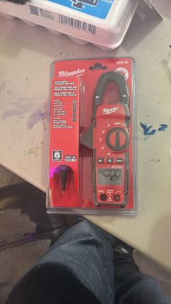 Milwaukee 2235-20 400A Clamp Meter (Brand New) 50$