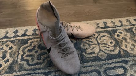 Nike united cleats