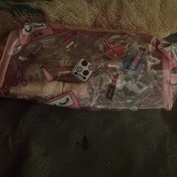 Makeup Bag And Glitter Liner 