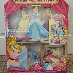 Princess Magnetic Dress Up 