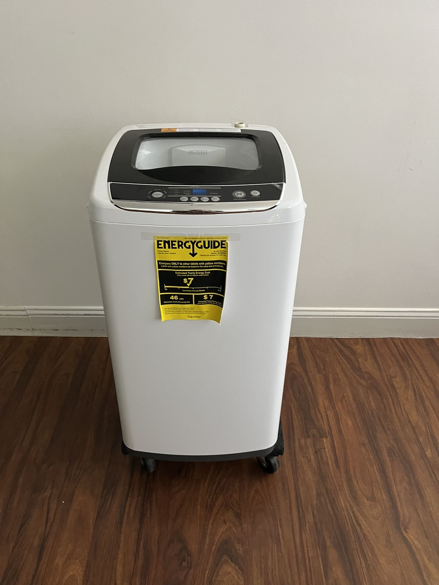 Black + Decker 17.69 in. W 0.9 cu. ft. White Portable Top Load Washing Machine