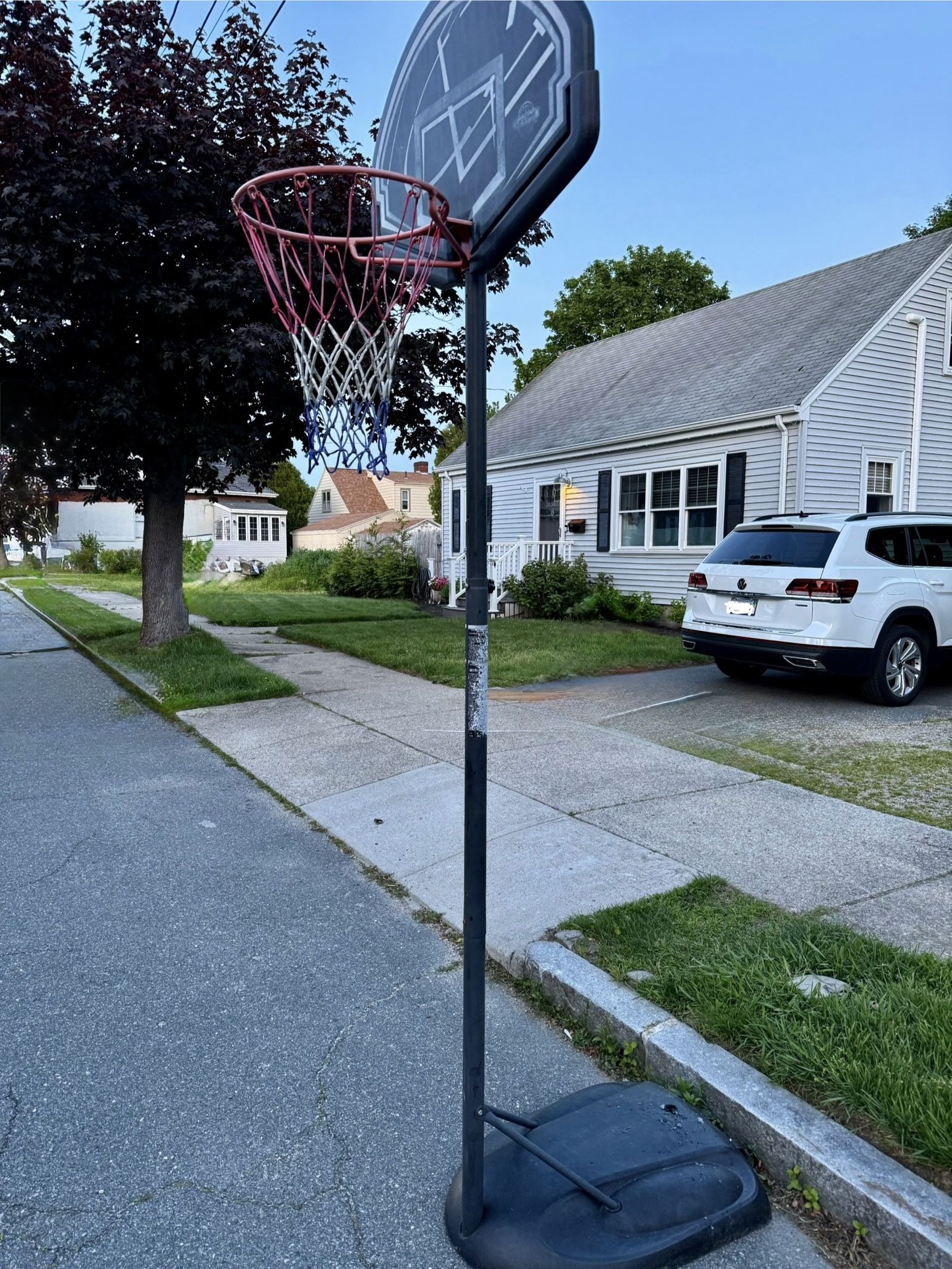 Youth Basketball Hoop
