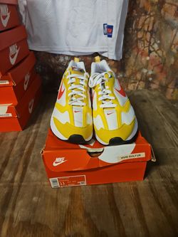 Nike Air Max Dawn ‘Vivid Sulfur Siren Red’  sz11