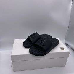 Moncler Jeanne Slides Shoes Black Size 37 Italy M1747