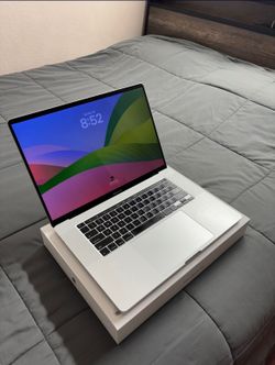 Macbook Pro | 16" i9 2019 16" | 16 GB RAM 1TB SSD