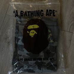 bape hoodie size medium