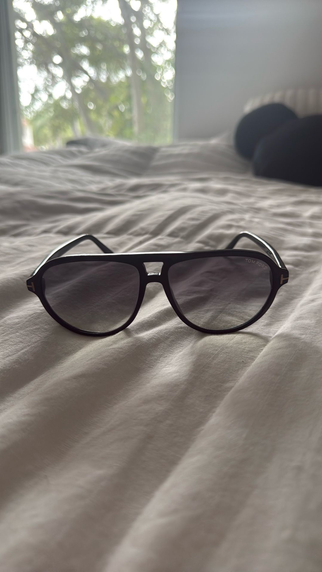 Tom Ford Black Aviator Sunglasses - Unisex