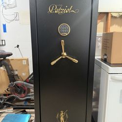 Cannon 18+ Gun Safe With Extras