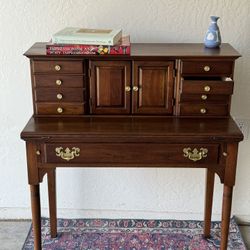 Antique Pennsylvania House secretary desk / ladies writing desk
