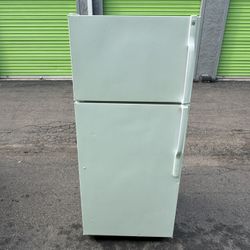 Fridge Refrigerator Freezer Free Local Delivery/30 Day Warranty