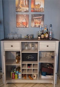 Bar cabinet