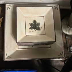 Serving Plates And Other Kitchen Items 