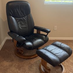 Ekornes Stressless recliner and ottoman