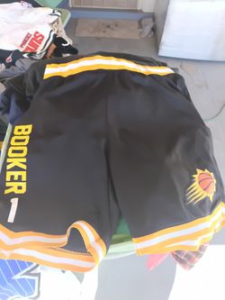 NBA Phoenix Suns Size XL Devin Booker #1 Basketball Short