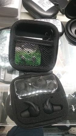 Walkers silencer earbuds