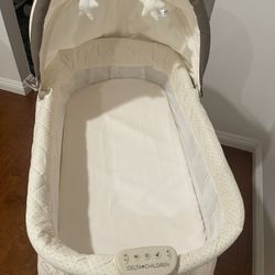 Delta Baby Bassinet 