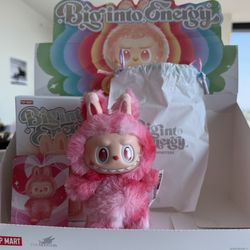 Authentic Popmart Big into Energy Love