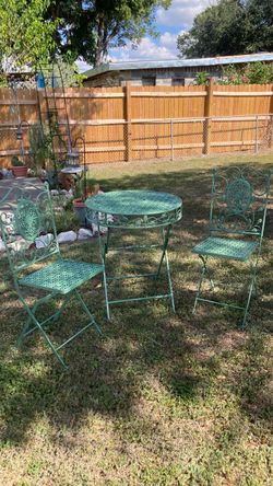 Metal Vintage Folding Ornate 3pc Bistro Set