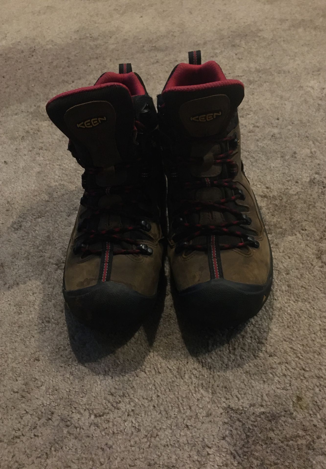 Size 9 keen work boots