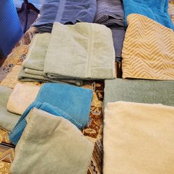 Unused Bath Towels