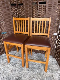 Set of 2 Wood Bar Stools with Cushioned Seats