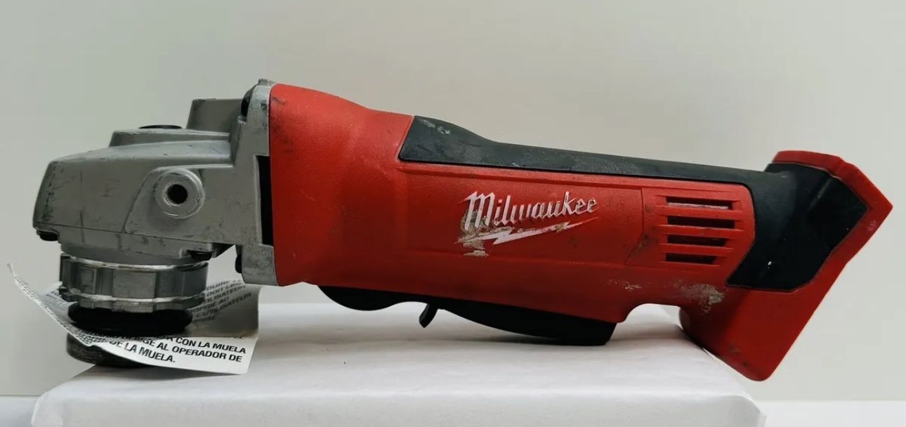 Milwaukee M18 2680-20 4-1/2" 18V Cut Off Cordless Grinder Tool Only (Pre Owned)