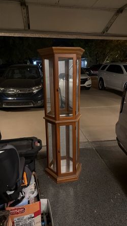 Curio cabinet
