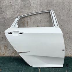 2016 2017 2018 2019 2020 2021 HONDA CIVIC REAR RIGHT DOOR OEM USED