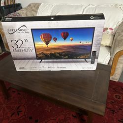 Tv Brand New Open Box Never Used 