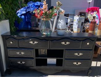 Black dresser