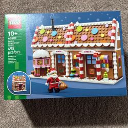 Festive Gingerbread House Lego Set