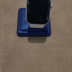 Apple SE Watch 