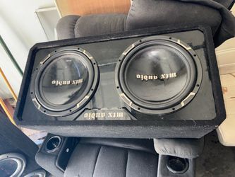 MTX Audio Dual Subwoofer Box