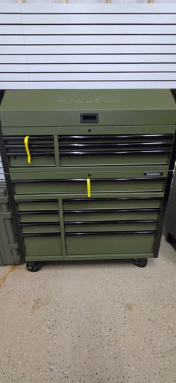 Husky tool chest retail for $900