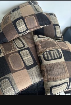 Decorative Pillows (4)
