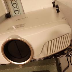 Epson 5040ub Home Theater Projector 