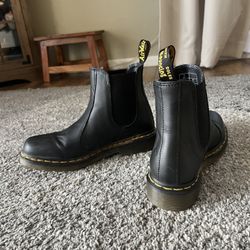 Dr. Martens Women's 2976 Chelsea Boot, Black Nappa