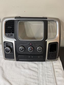 2013-2018 Ram 1500 dash bezel