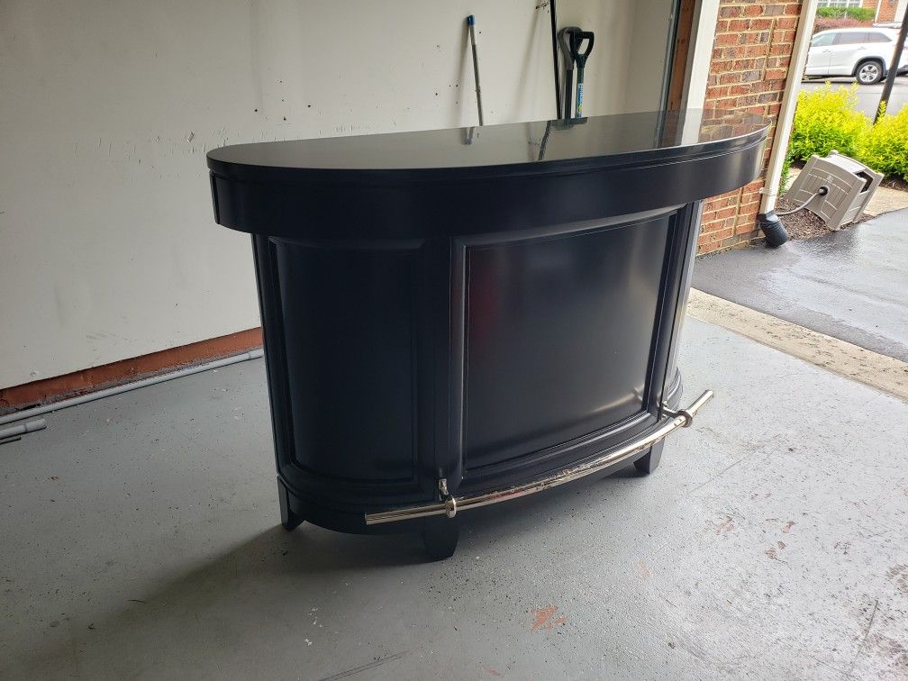 Marble Topped Bar with Stools