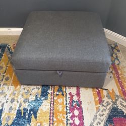 Thomasville Bryden Ottoman
