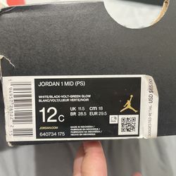 Jordan 11 Retro low