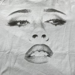 Kali Uchis Preowned Large T-shirt
