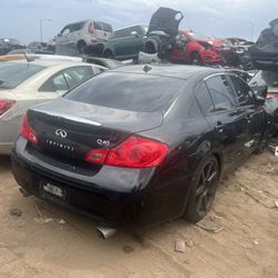 2015 Infiniti Q40 For Parts 