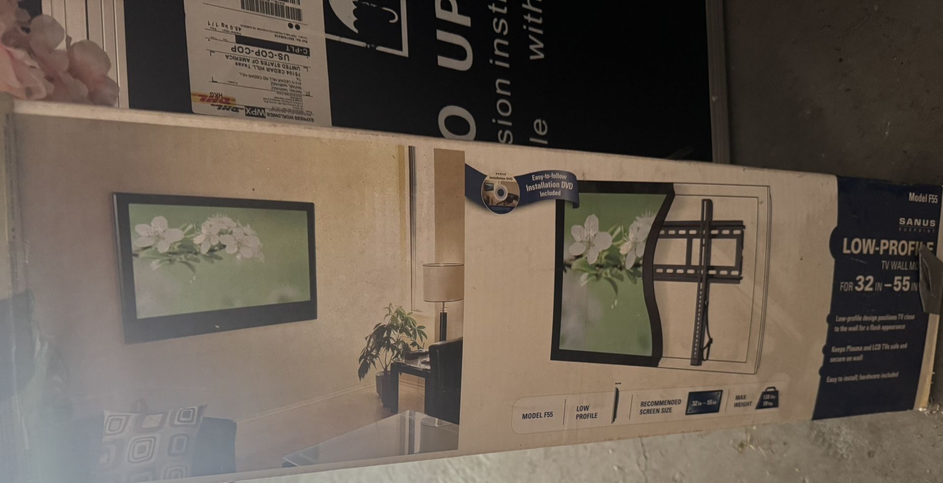 55 Inch TV Wall Mount $30